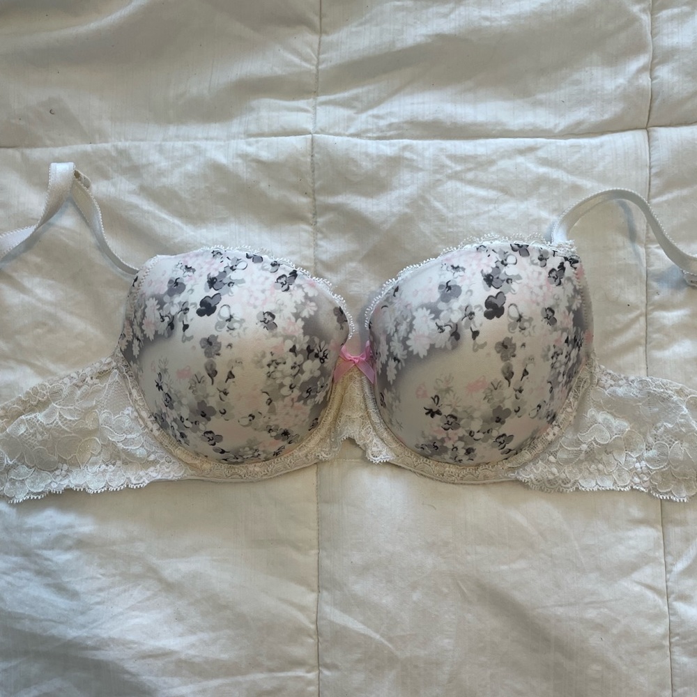 Victoria’s Secret Dream Angels Demi Bra sz 34D